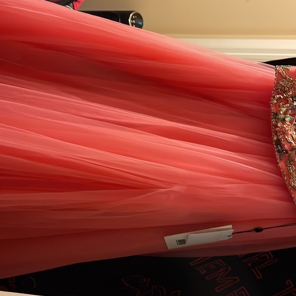 pageant 2-piece gown from Sherri Hill 2019 spring collection - Picture 2 of 4